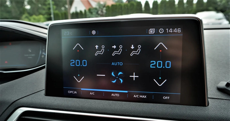 Peugeot 3008 cena 76900 przebieg: 191000, rok produkcji 2018 z Szczucin małe 667